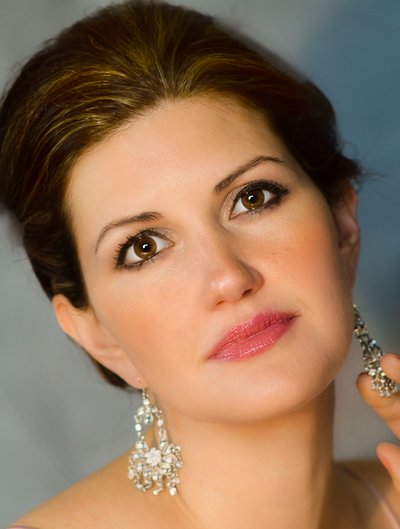 Earring serious Diva HR new.jpg