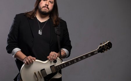 Mark Haze - Stripped Down Show (Image 3).jpg