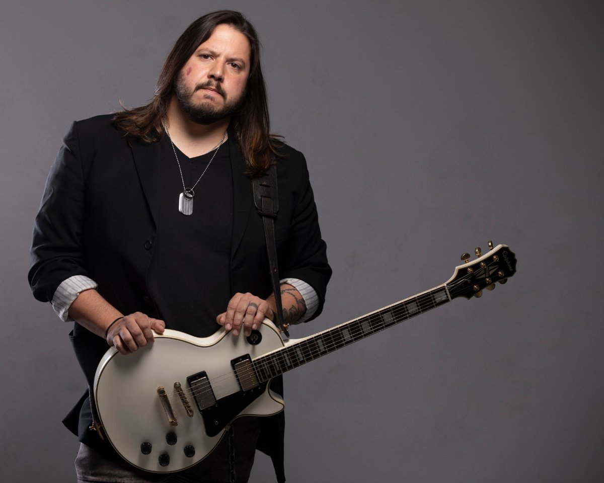 Mark Haze - Stripped Down Show (Image 3).jpg